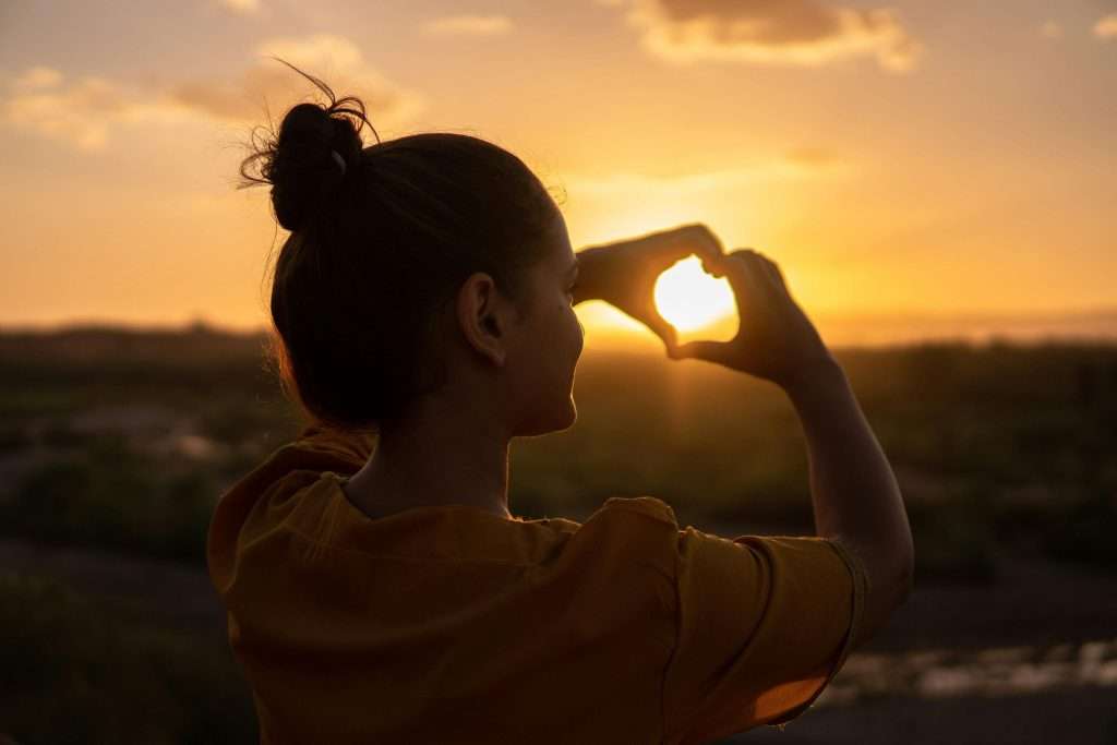 The Power of Self-Connection: Transforming Relationships from the Inside Out 5 self-connection