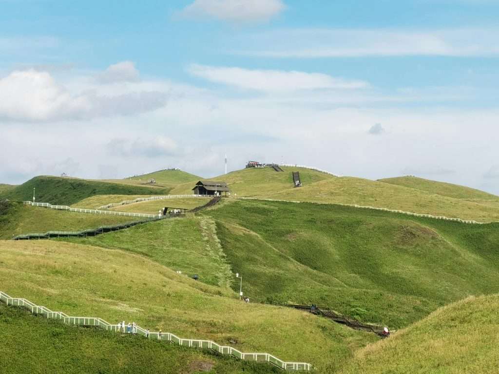 #95 Stay in Your Lane: What’s Yours to Carry—And What Isn’t? All About Boundaries 2 boundaries