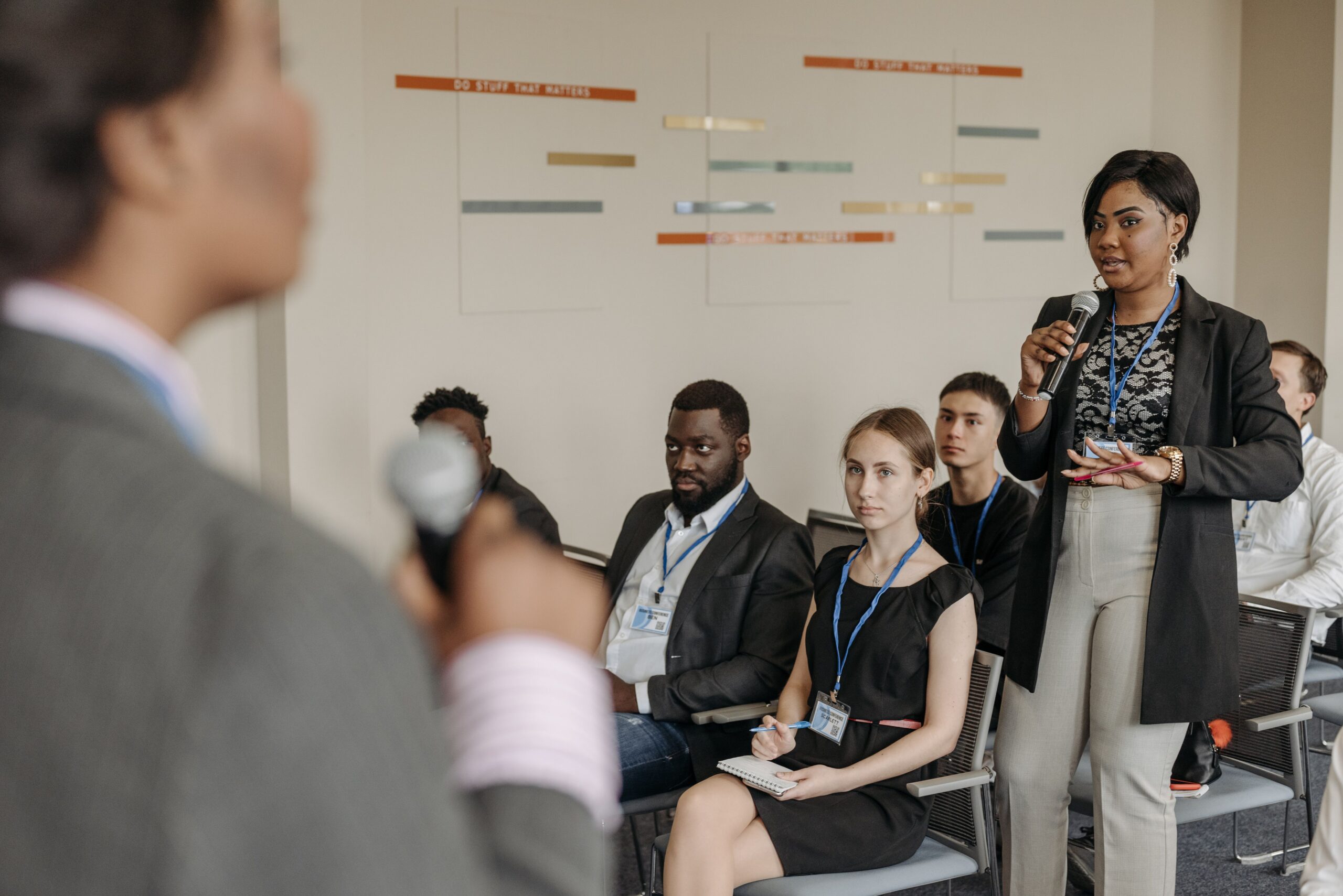 how to stay confident when others disagree